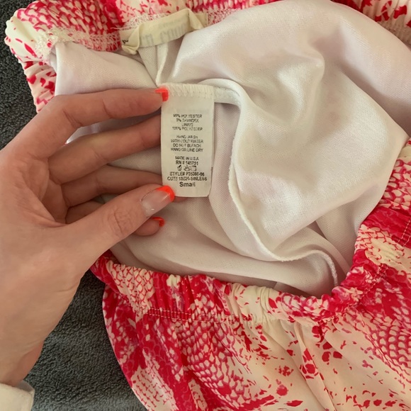 Hot pink Peach Love shorts - Picture 3 of 3